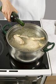 Приготовление блюда по рецепту - Утка паровая с пивным соусом. Шаг 1
